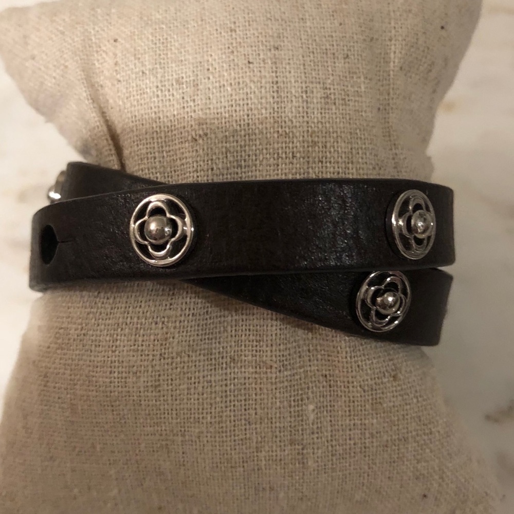 Clover Double Wrap Leather Bracelet